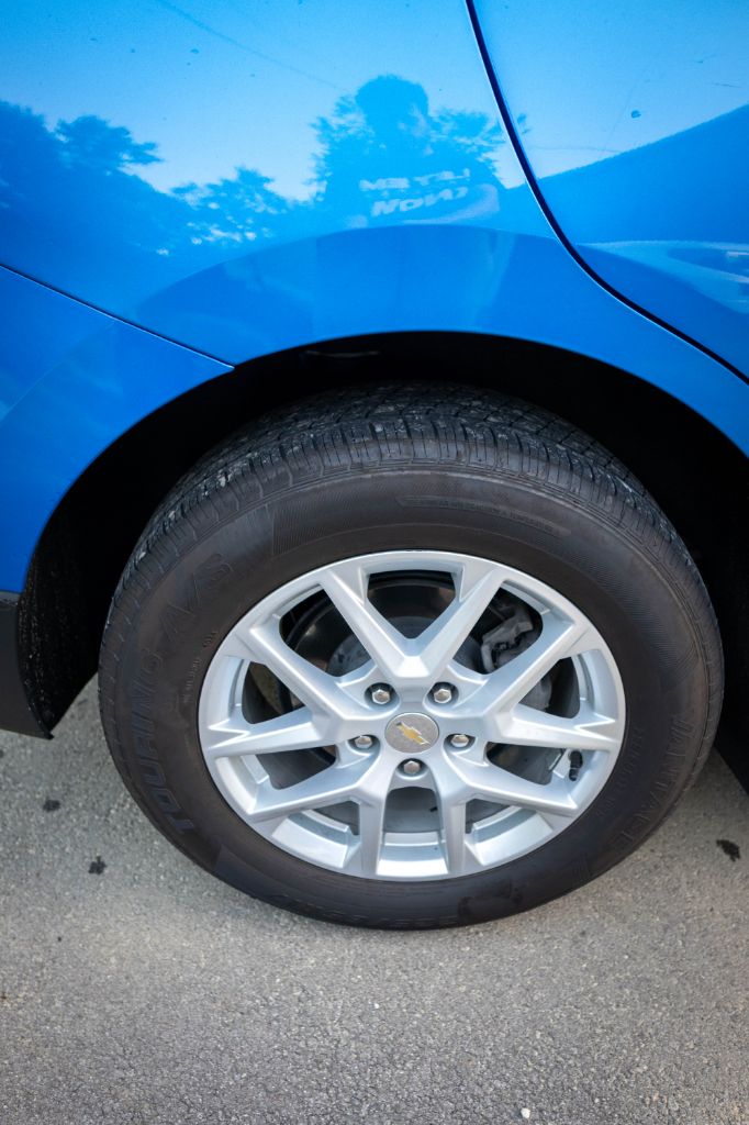 2024 Chevrolet Equinox LT - Photo 12