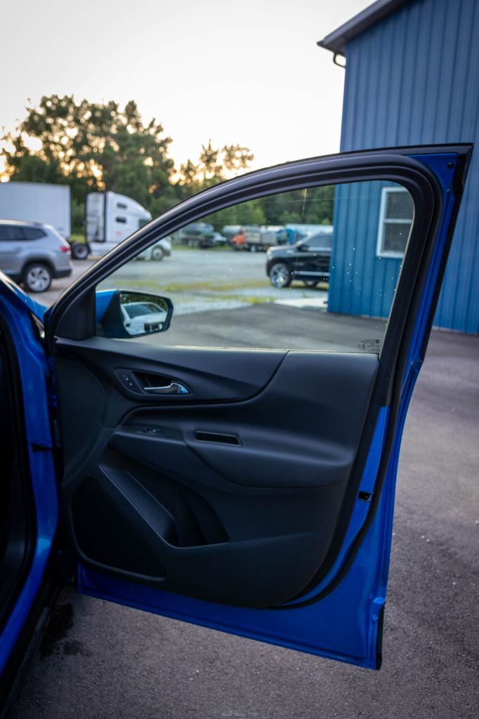 2024 Chevrolet Equinox LT - Photo 18